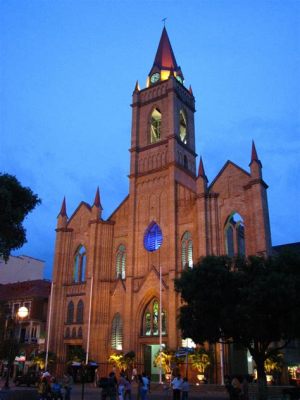  Neiva의 상징적인 건축물인 'La Catedral de Neiva'를 탐험하세요: 역사와 예술의 조화!